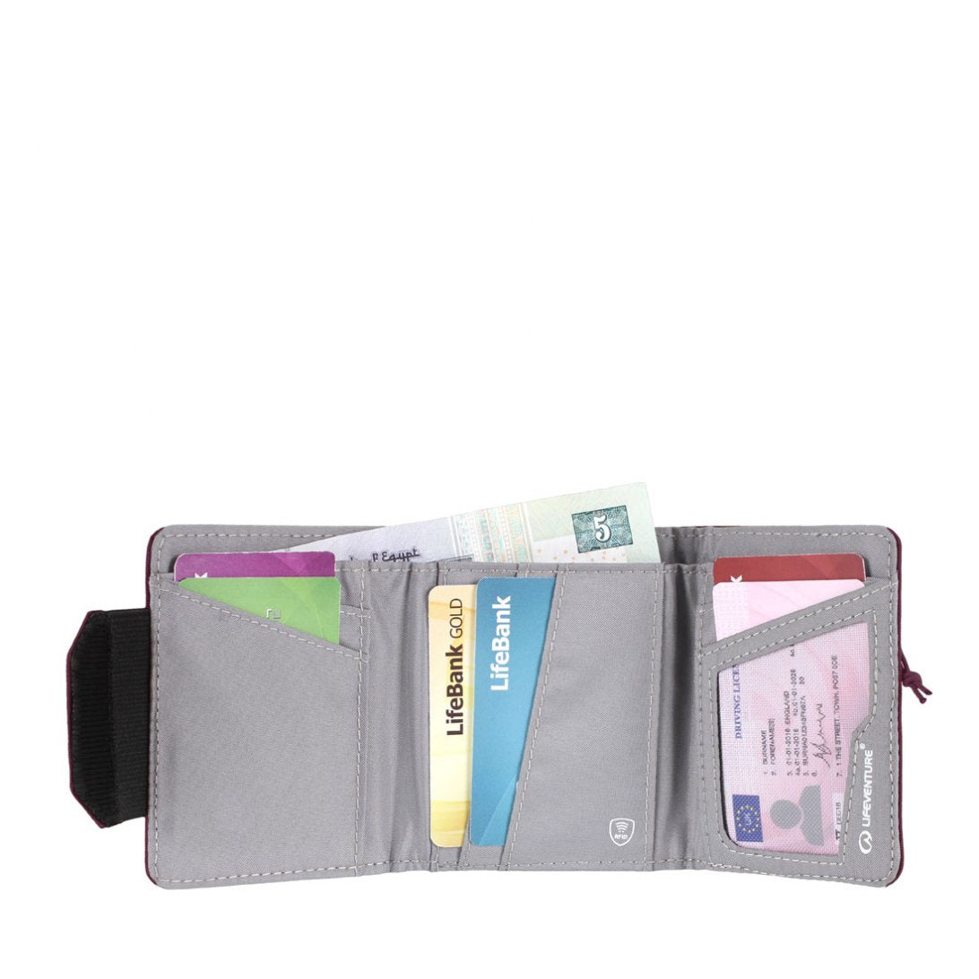 Lifeventure RFID Wallet Plum